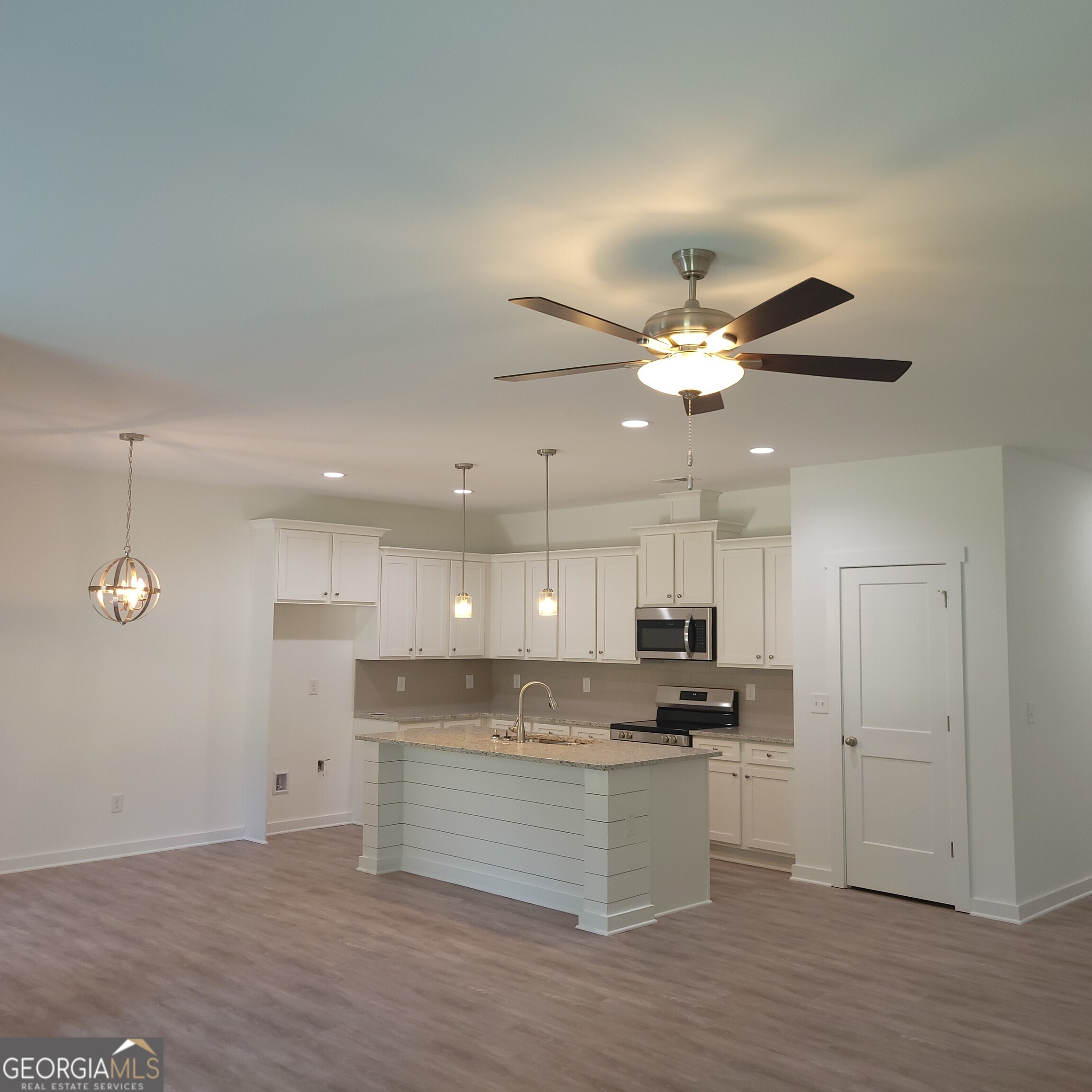 108 Breakwater Way