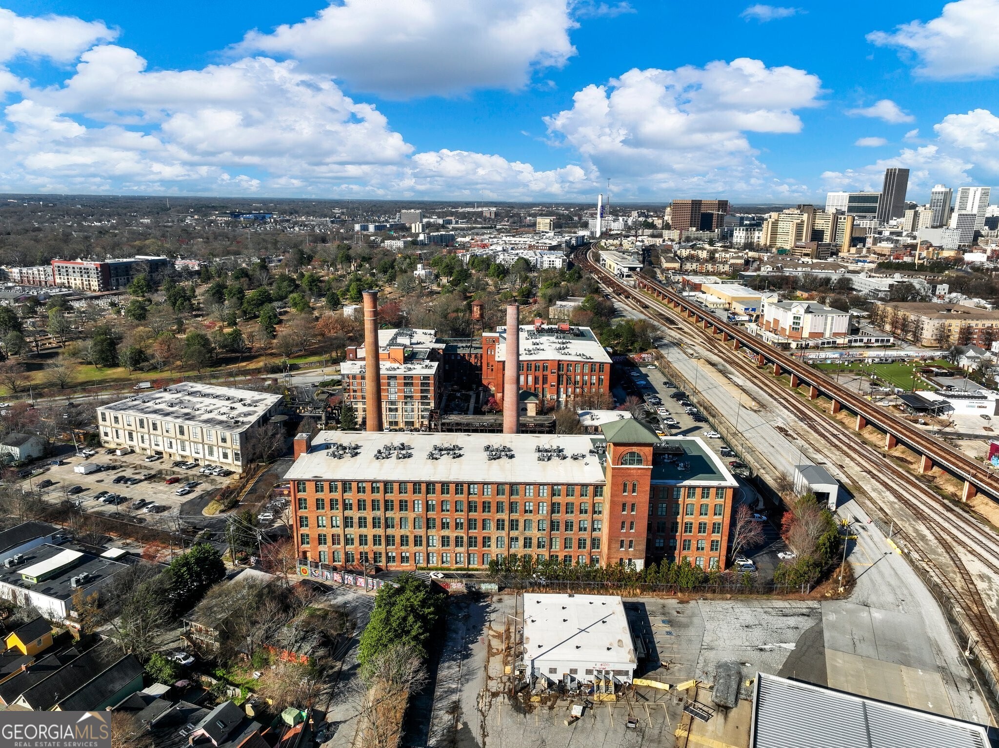 170 Boulevard SE