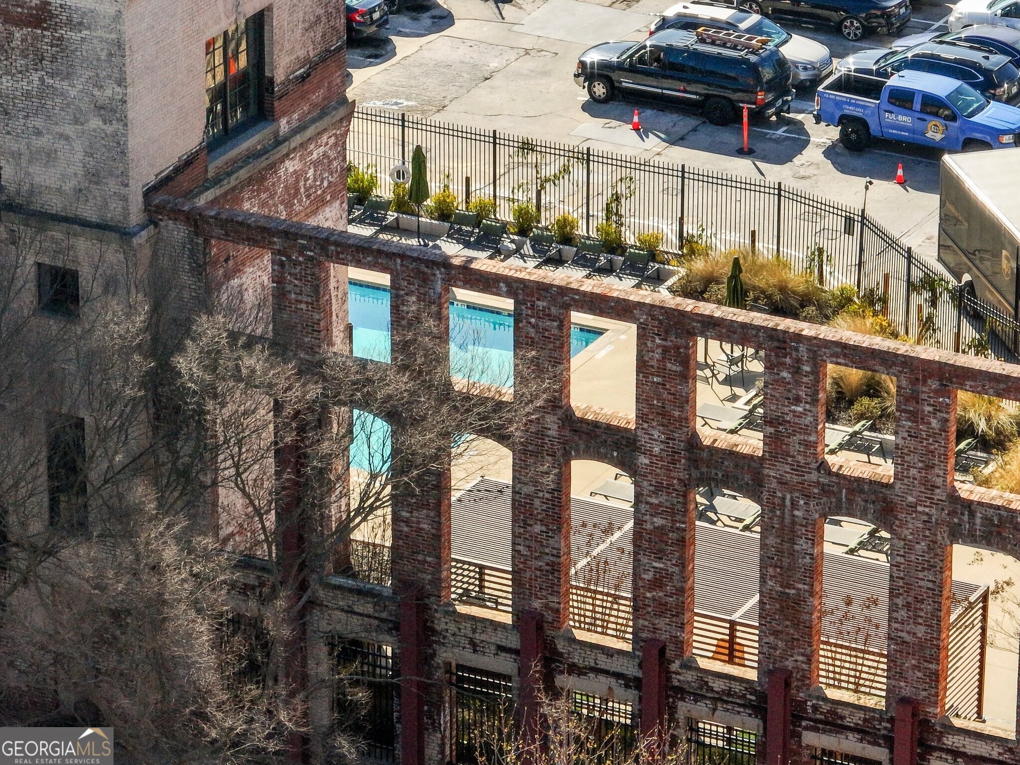 170 Boulevard SE