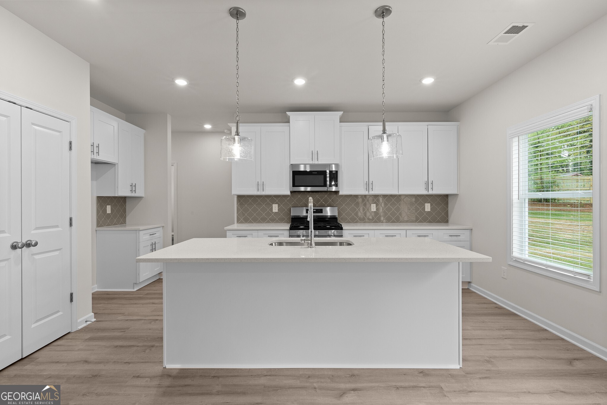 2955 Jefferson Street