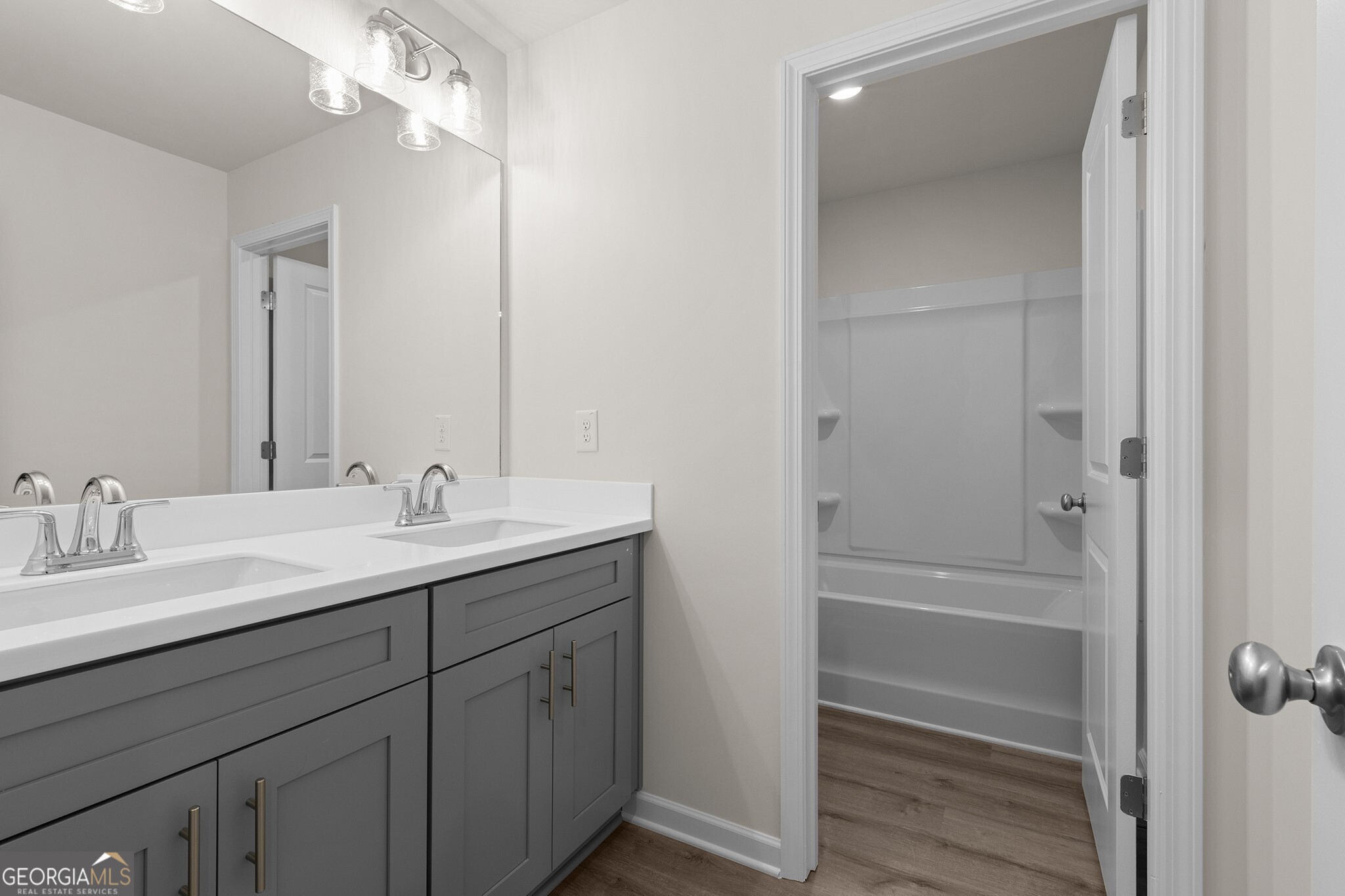 2955 Jefferson Street