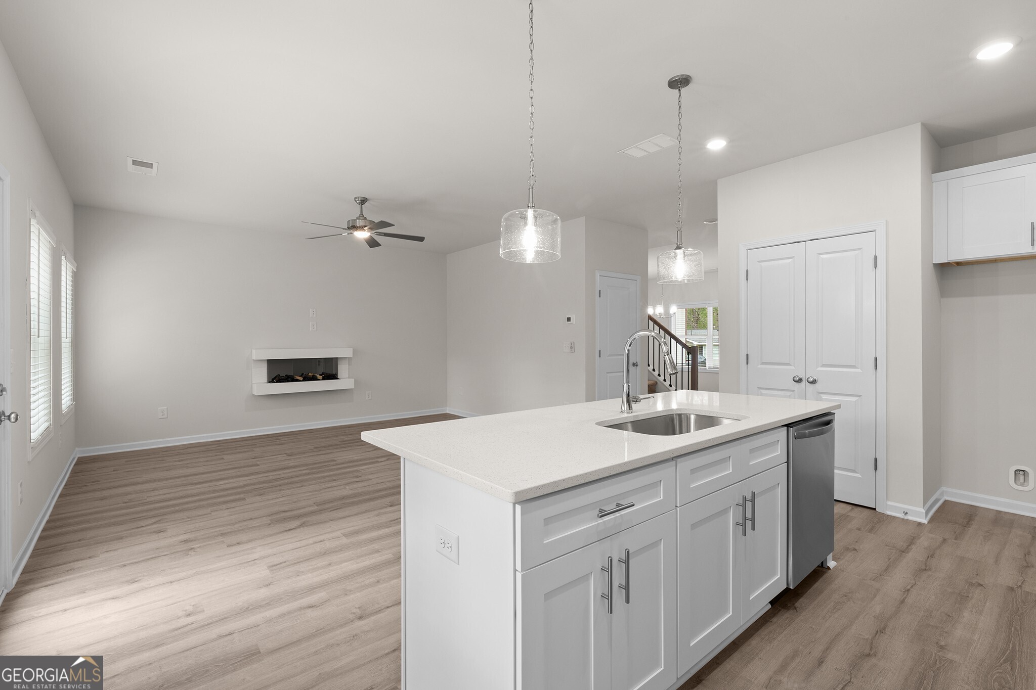 2955 Jefferson Street