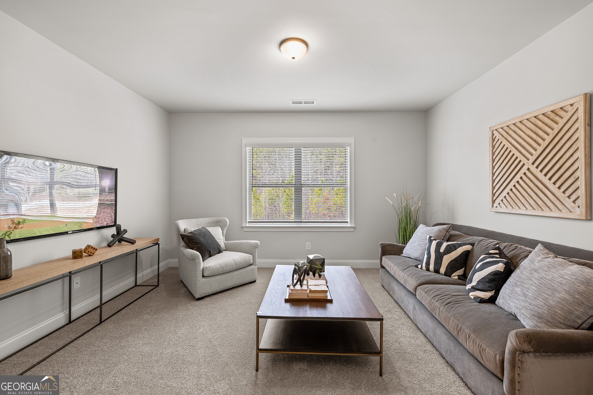 3244 Lions Ruby Lane