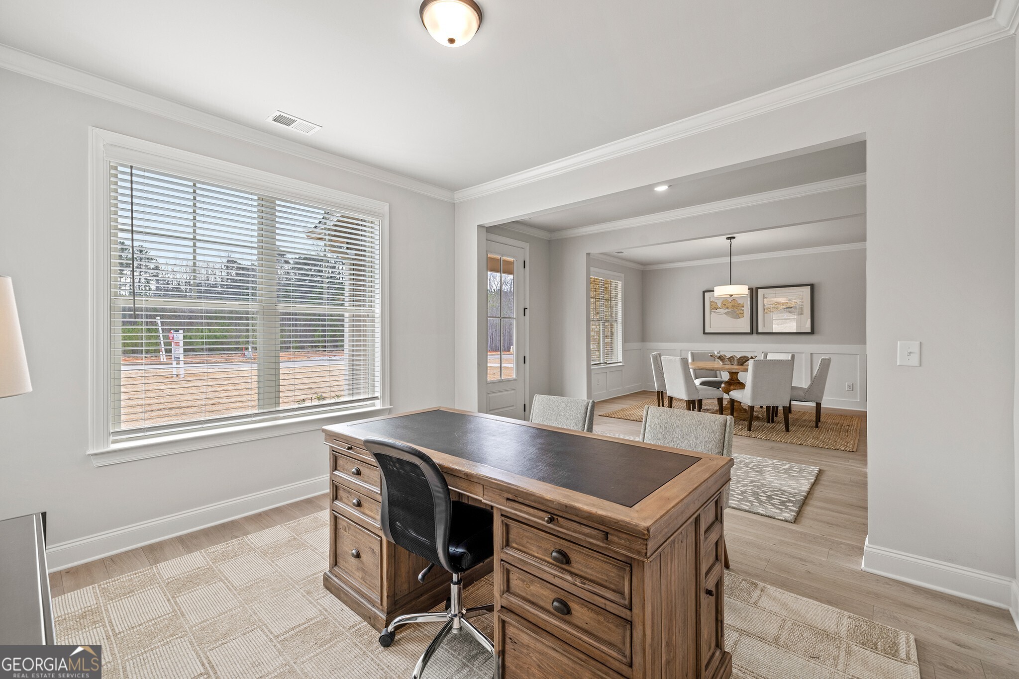 3244 Lions Ruby Lane