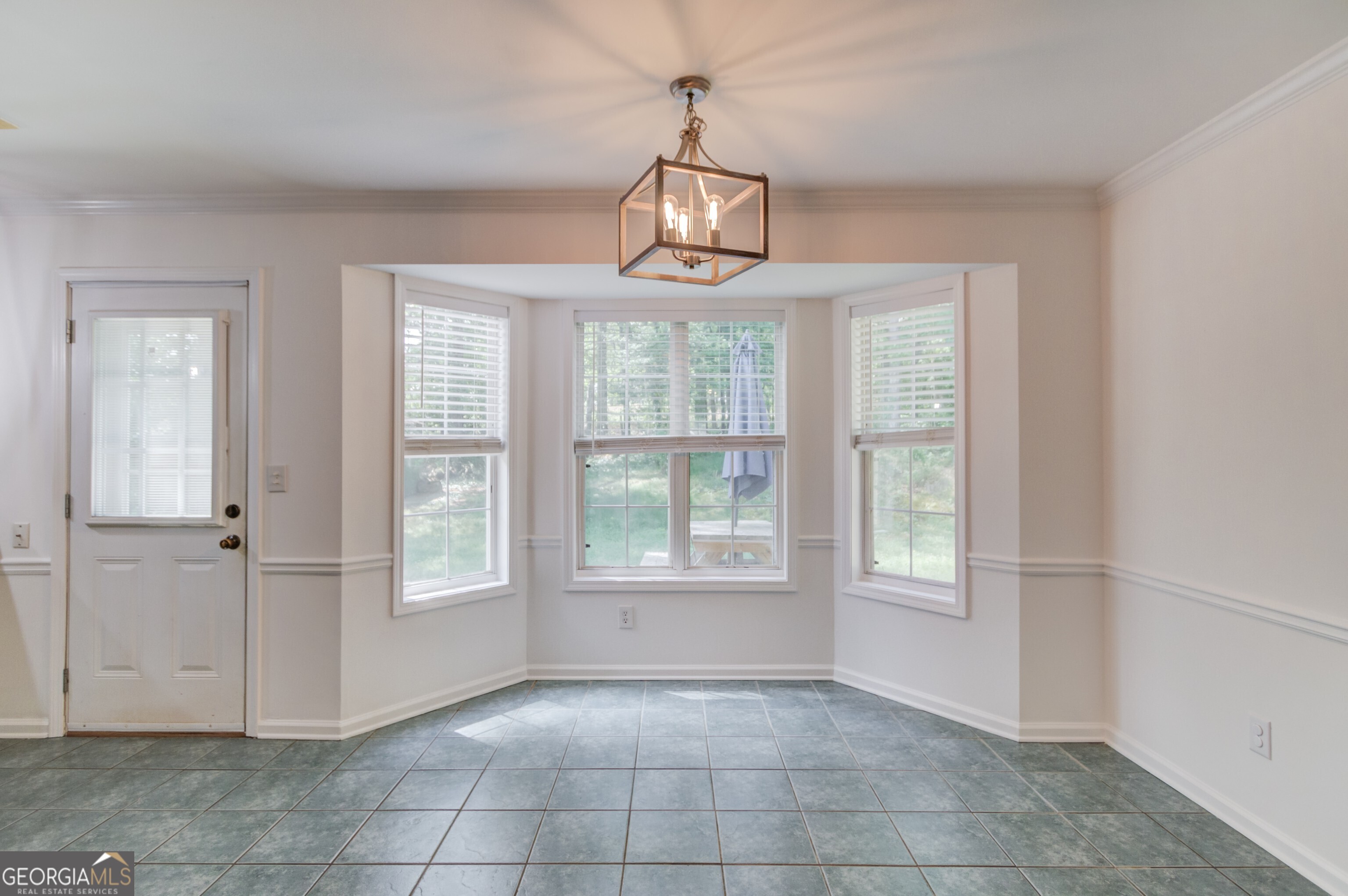 3987 Ivory Gables Place