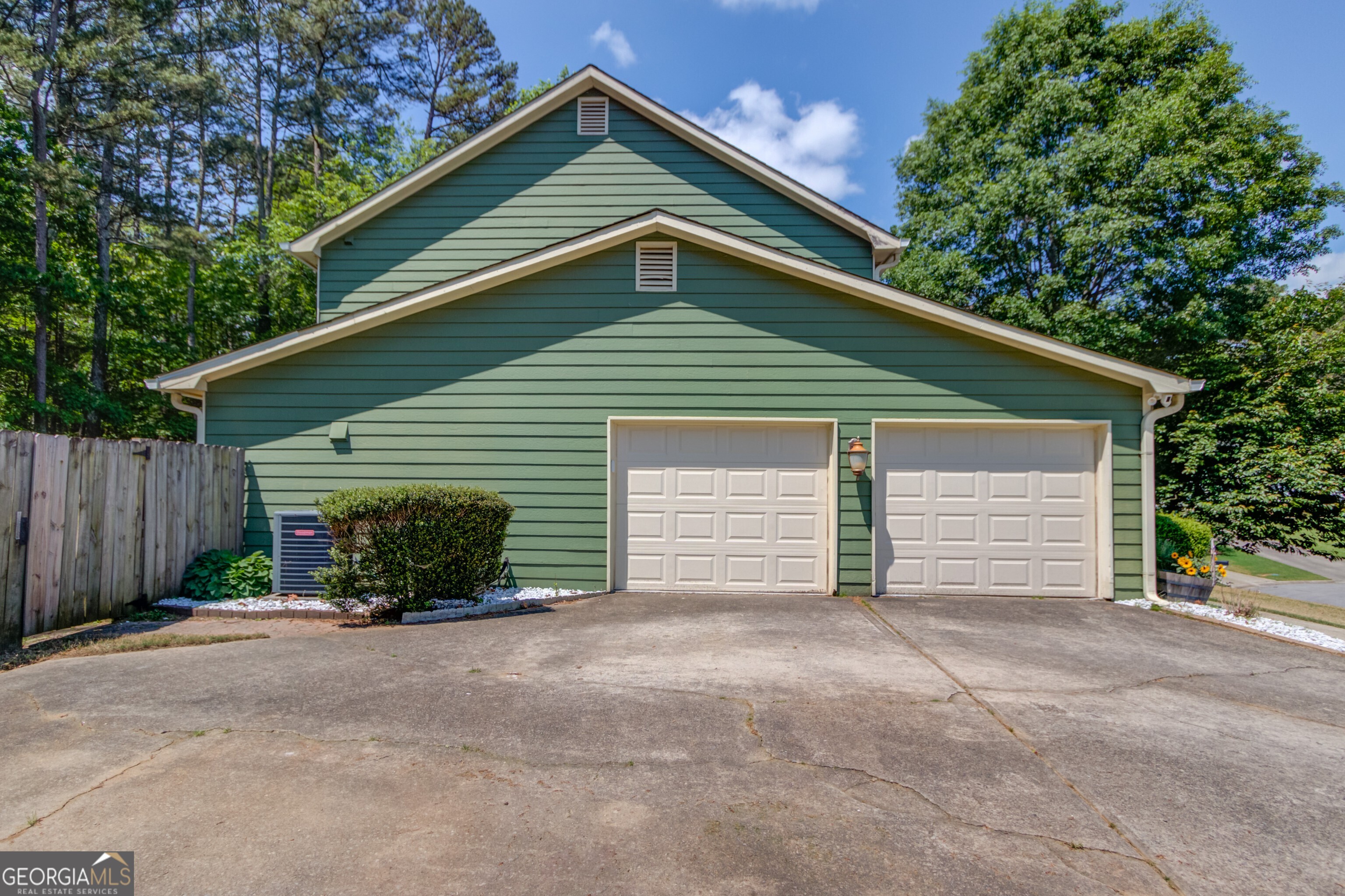 3987 Ivory Gables Place