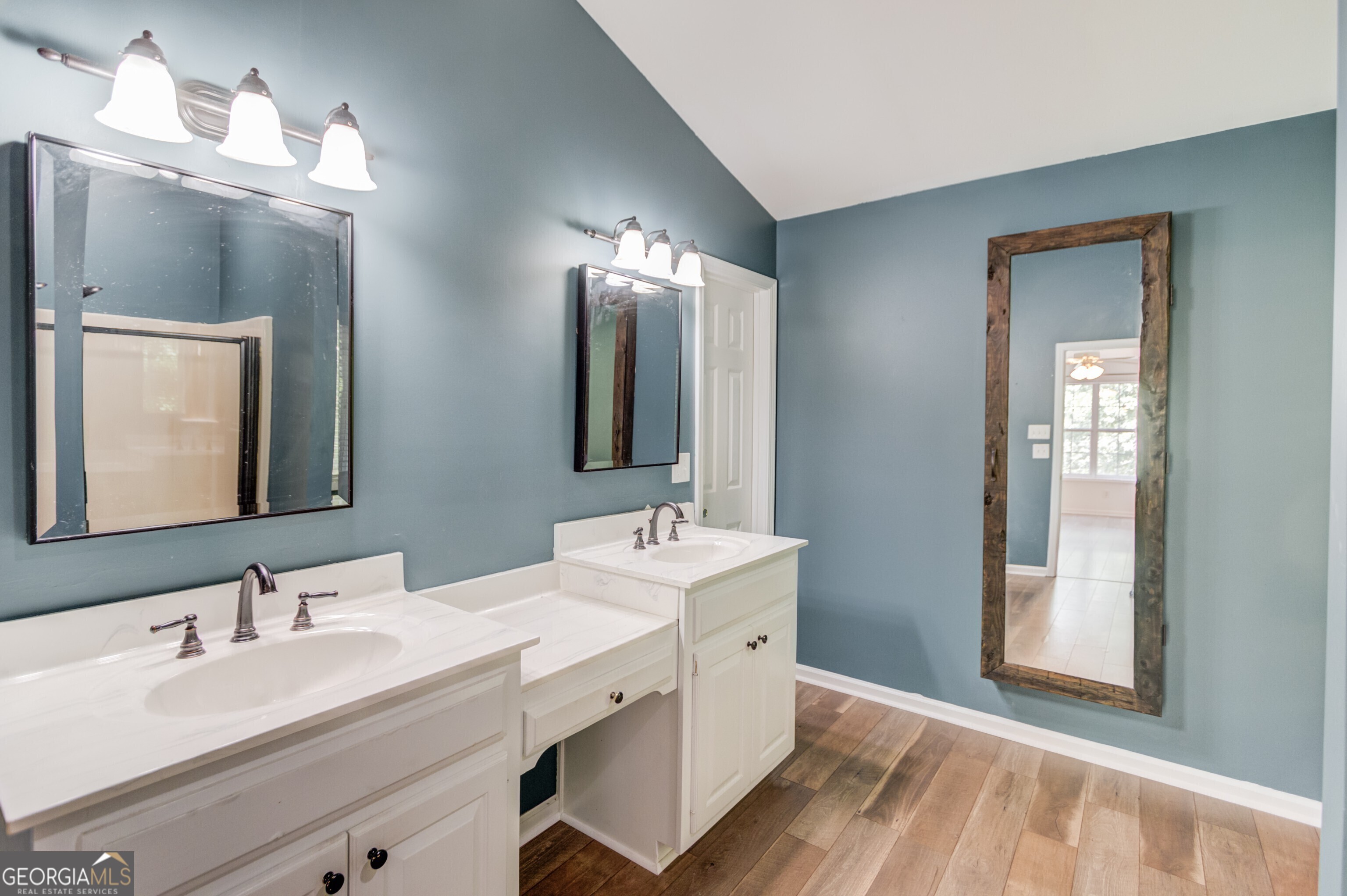 3987 Ivory Gables Place