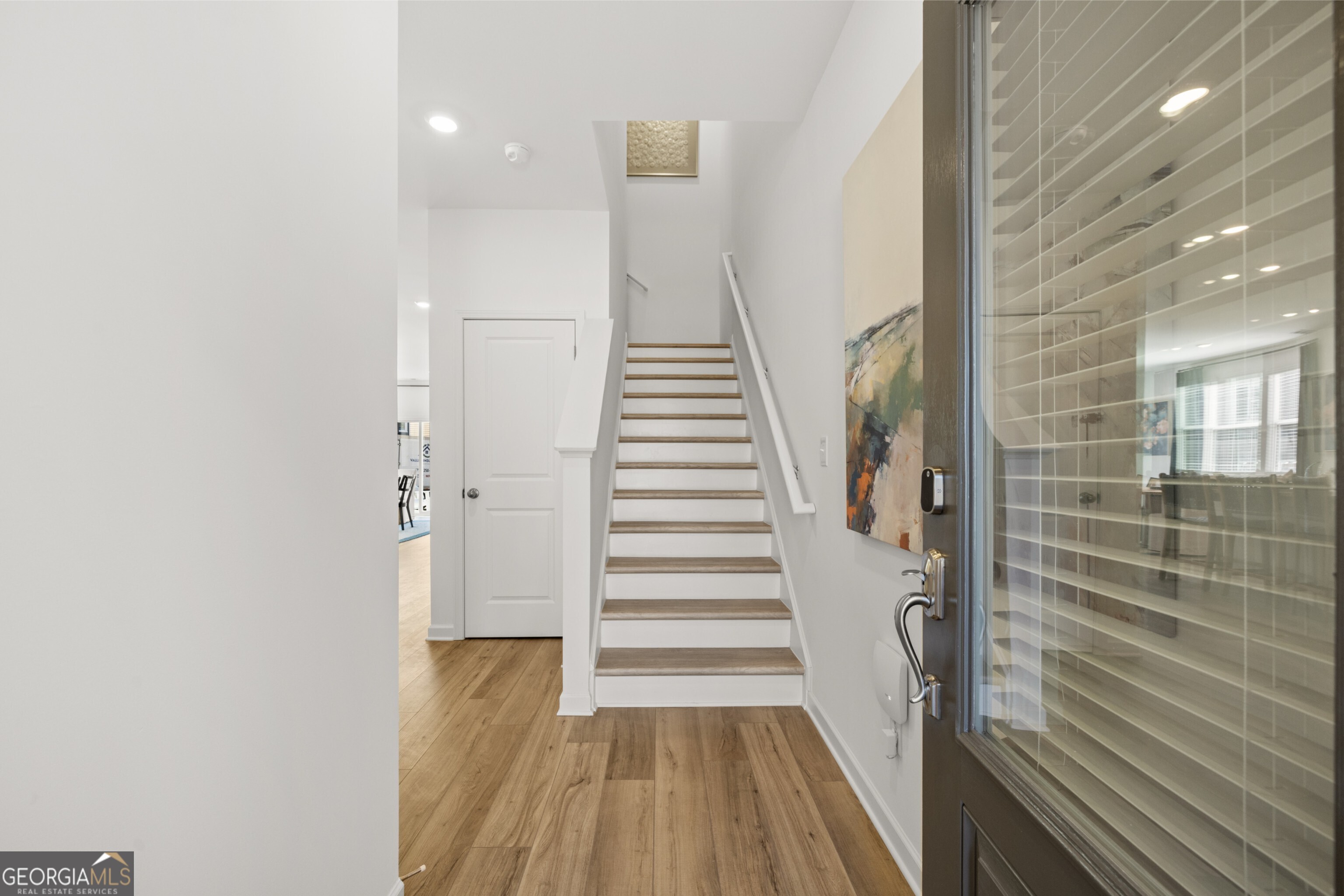 2425 Livi Lane