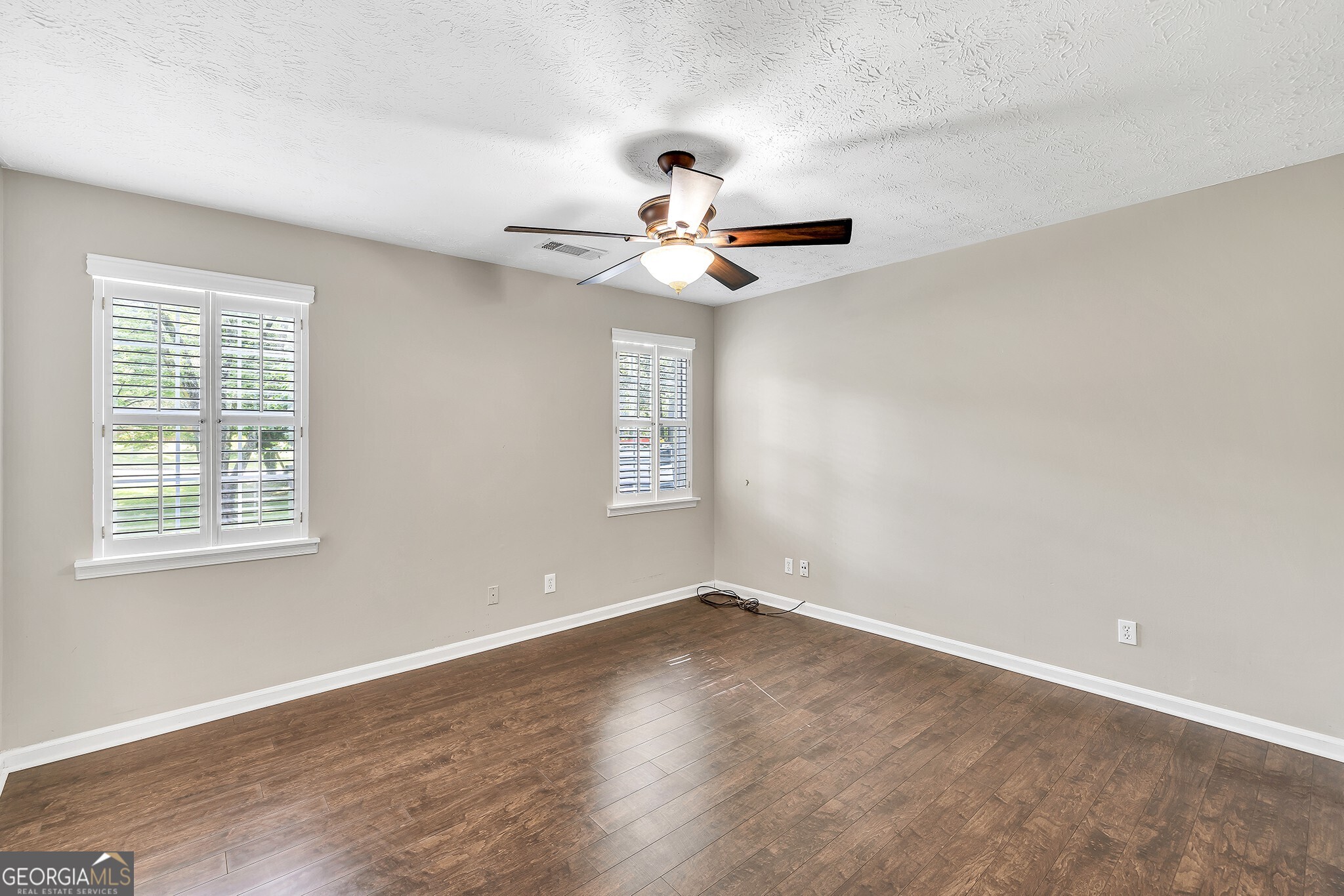 103 Sir Gregory Manor NW