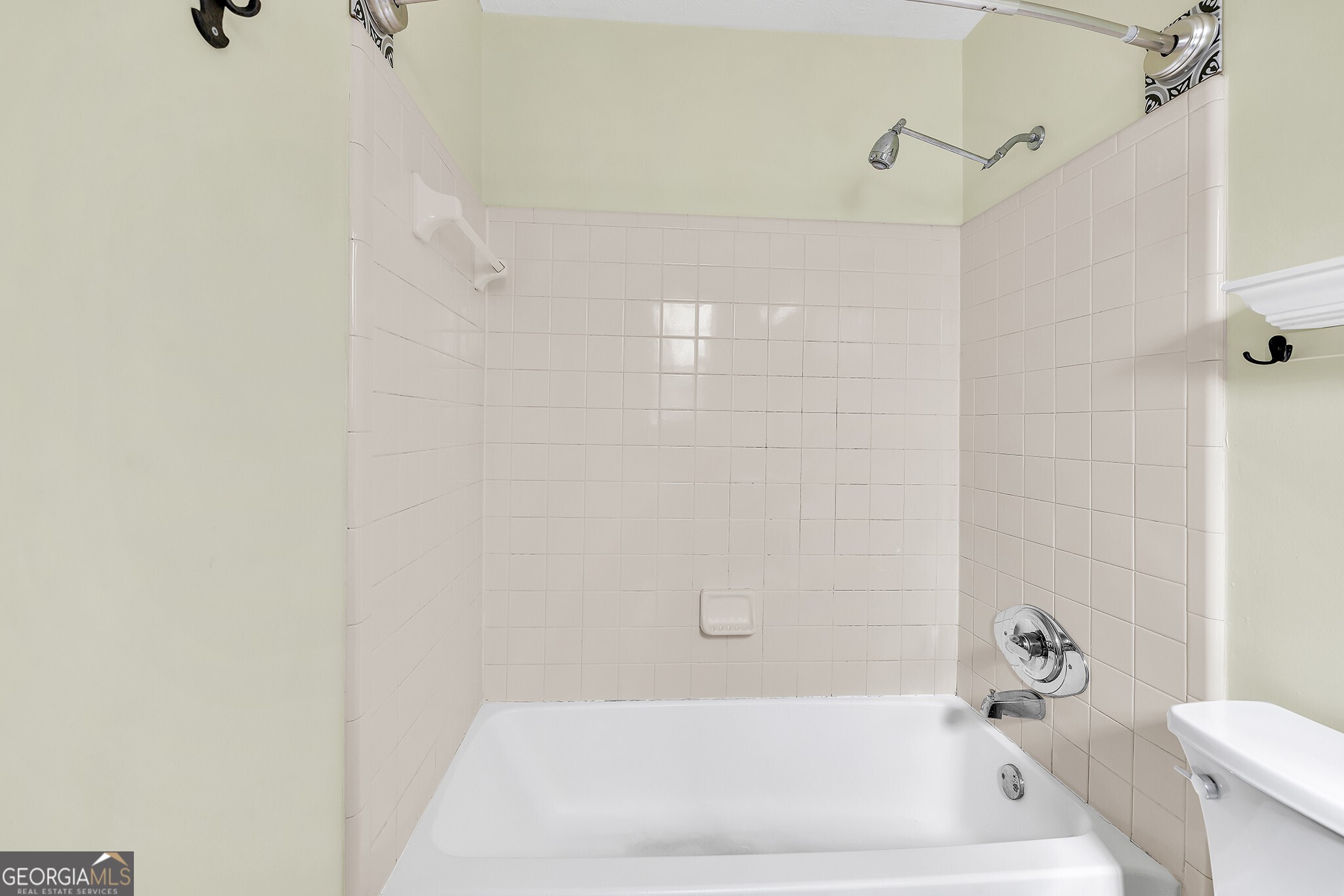 103 Sir Gregory Manor NW