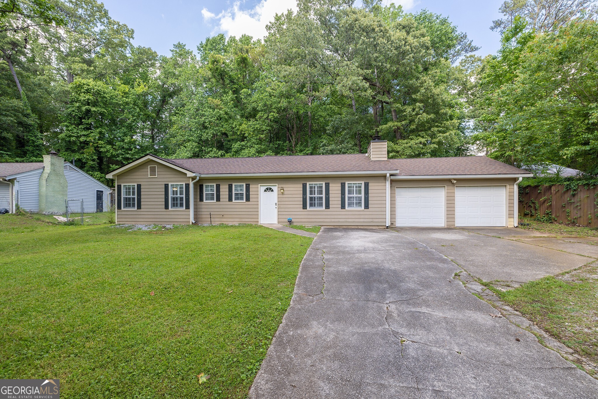 103 Sir Gregory Manor NW