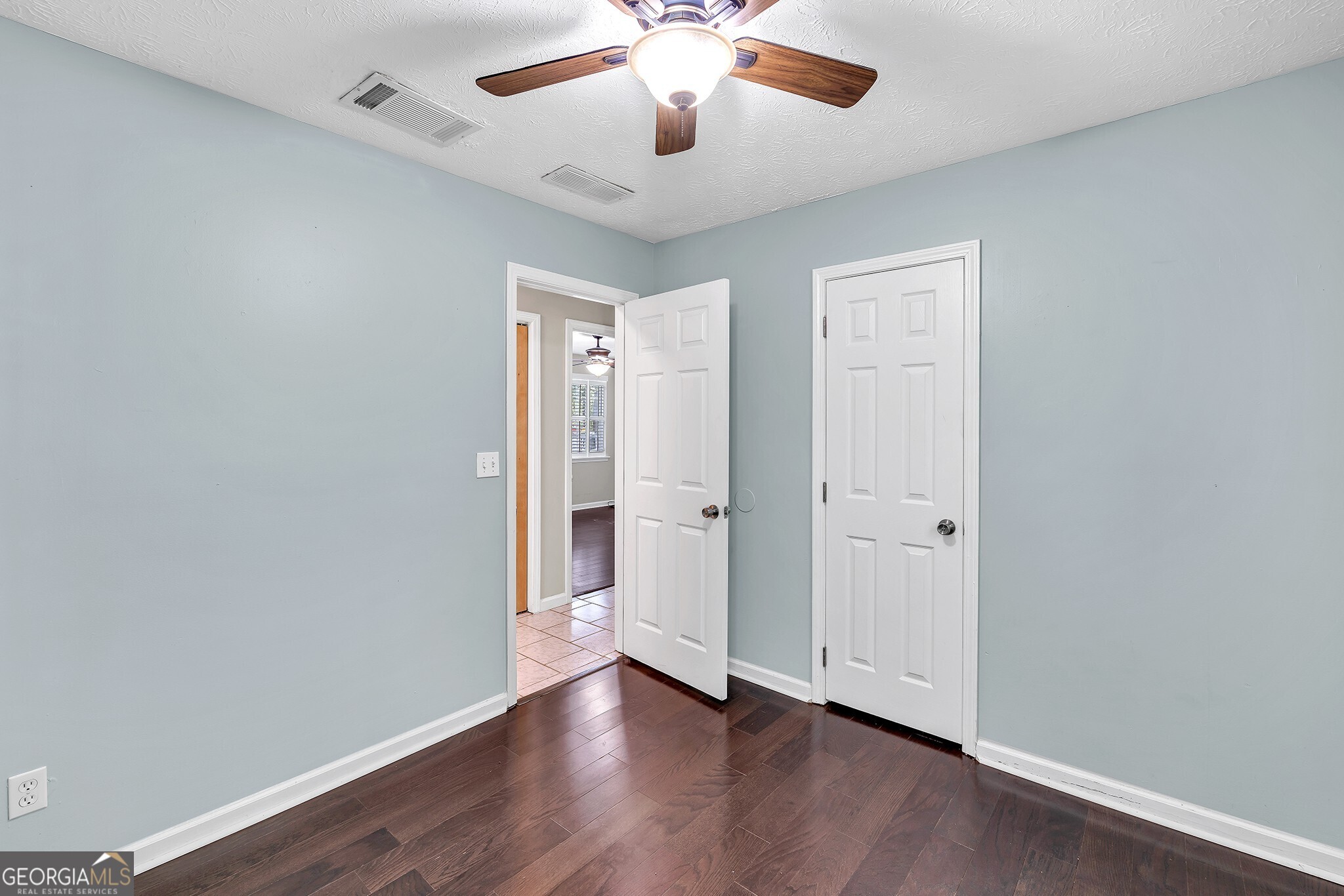 103 Sir Gregory Manor NW