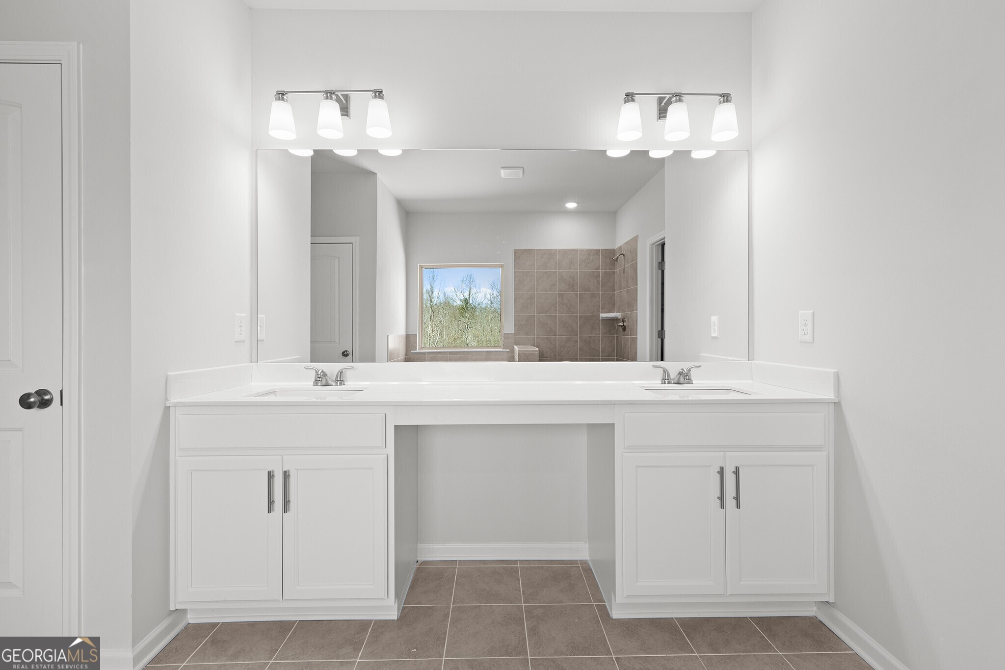 143 Greenview Court