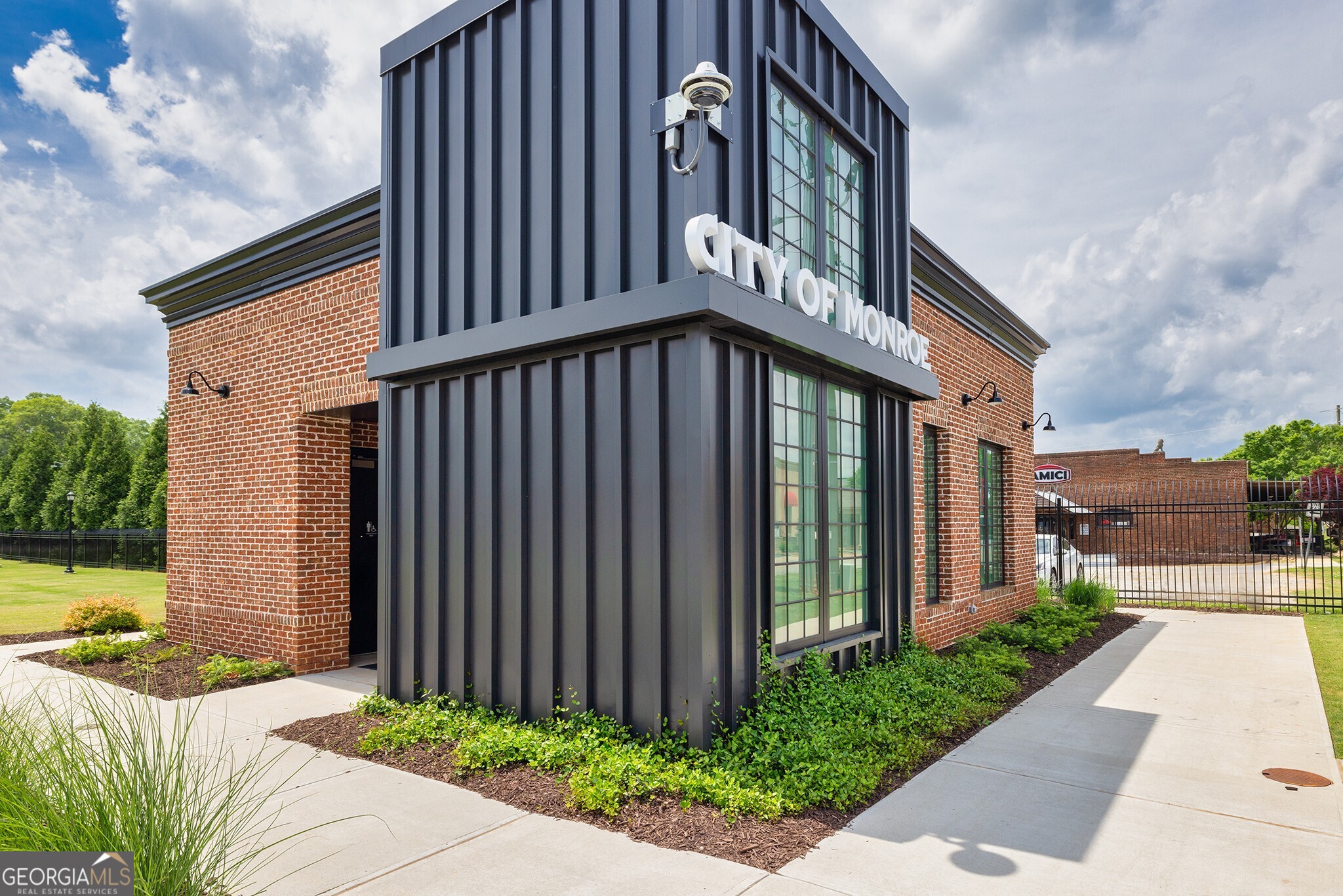 263 River Station Drive