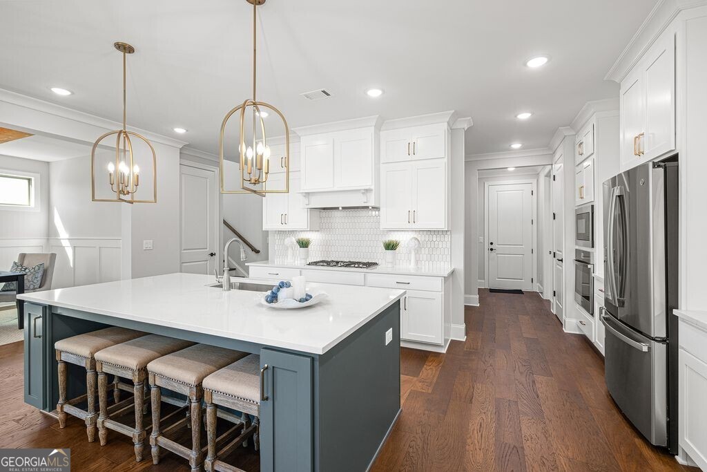 2255 Windsor Bluffs Drive