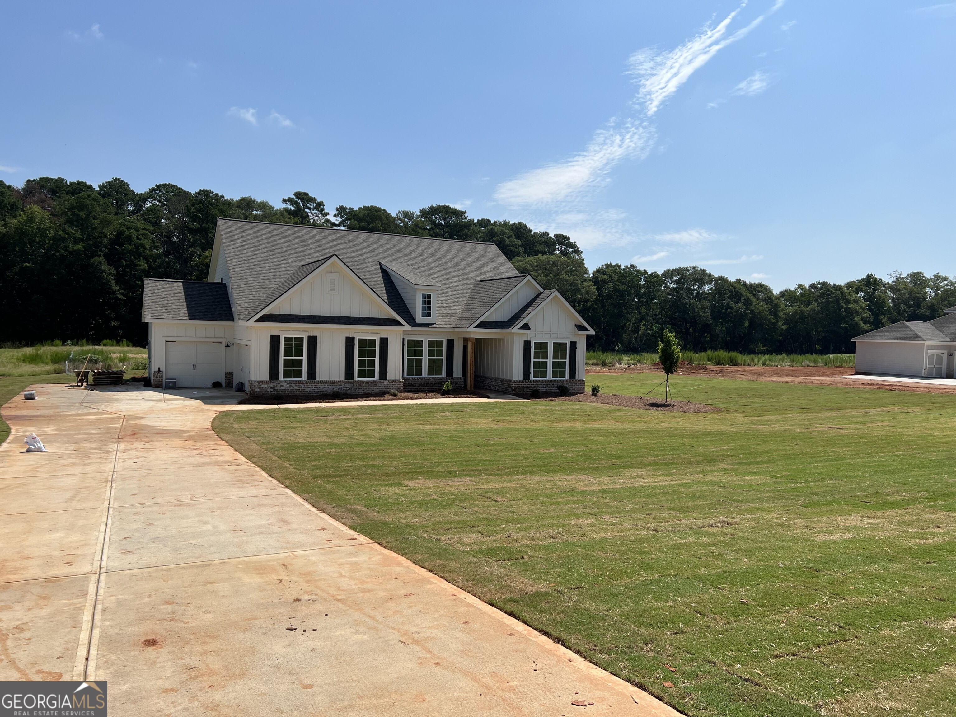 93 Tomahawk Trail
