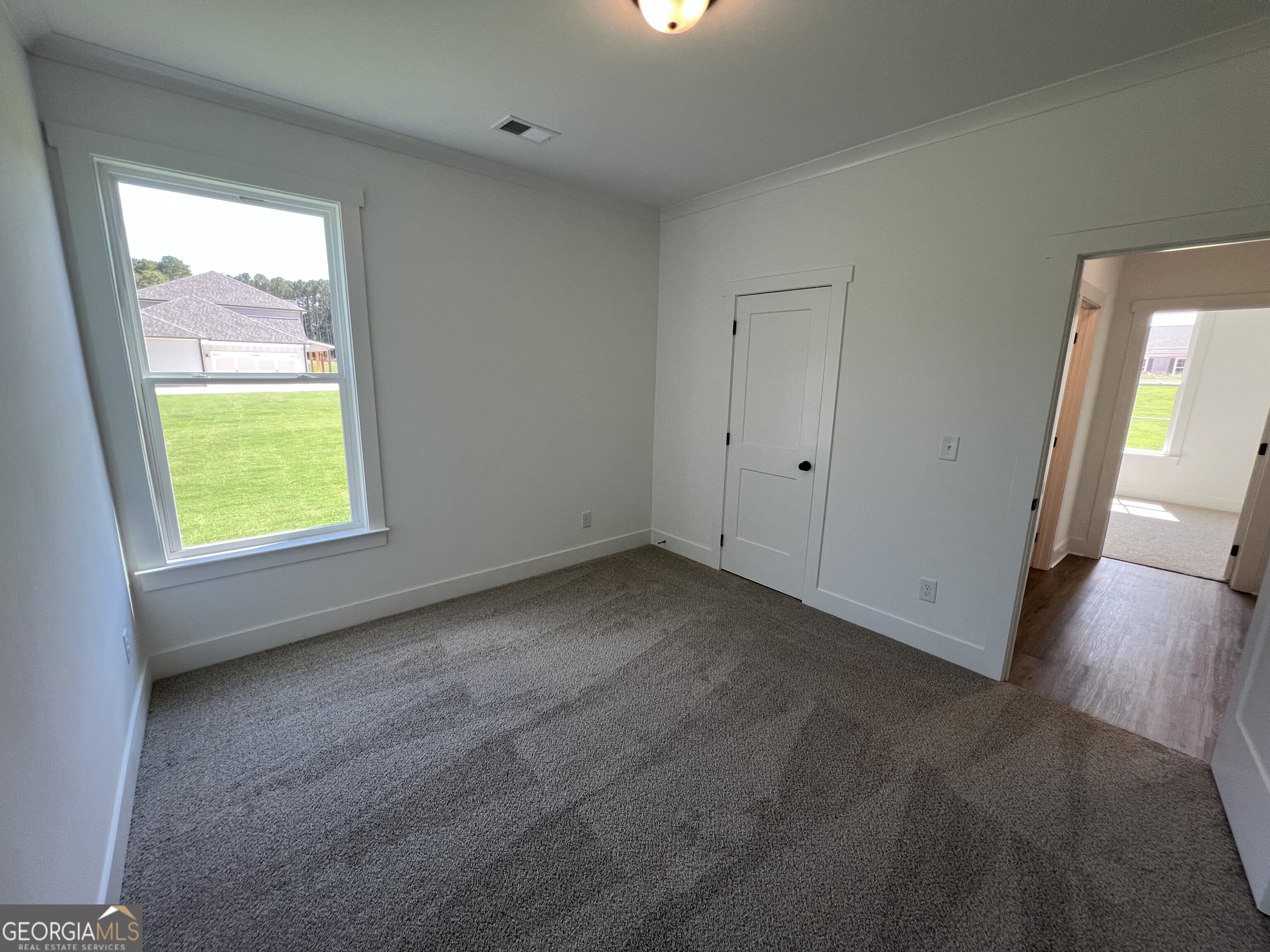 93 Tomahawk Trail