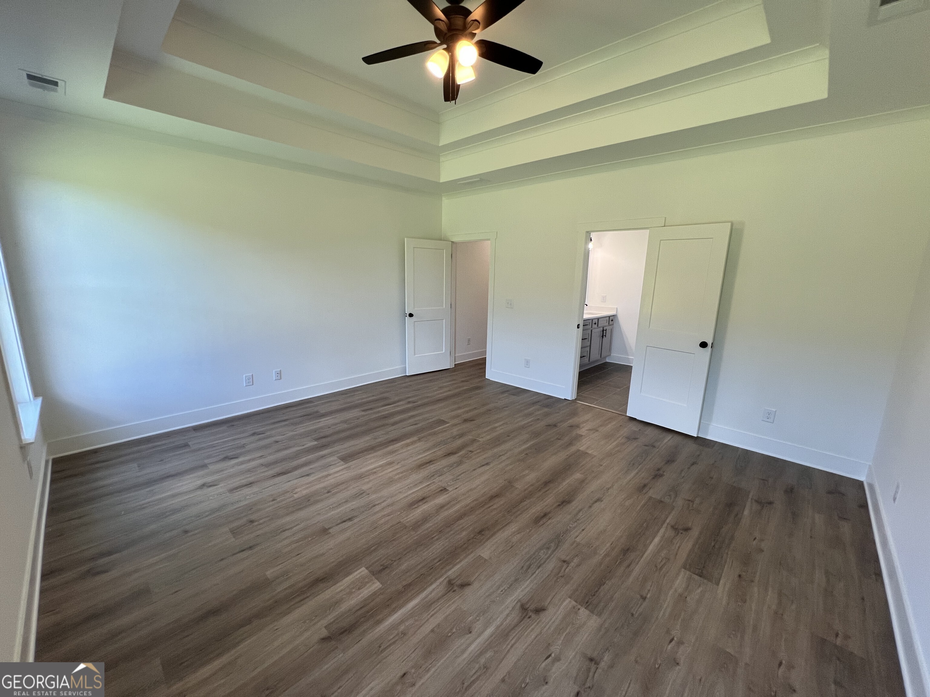 93 Tomahawk Trail