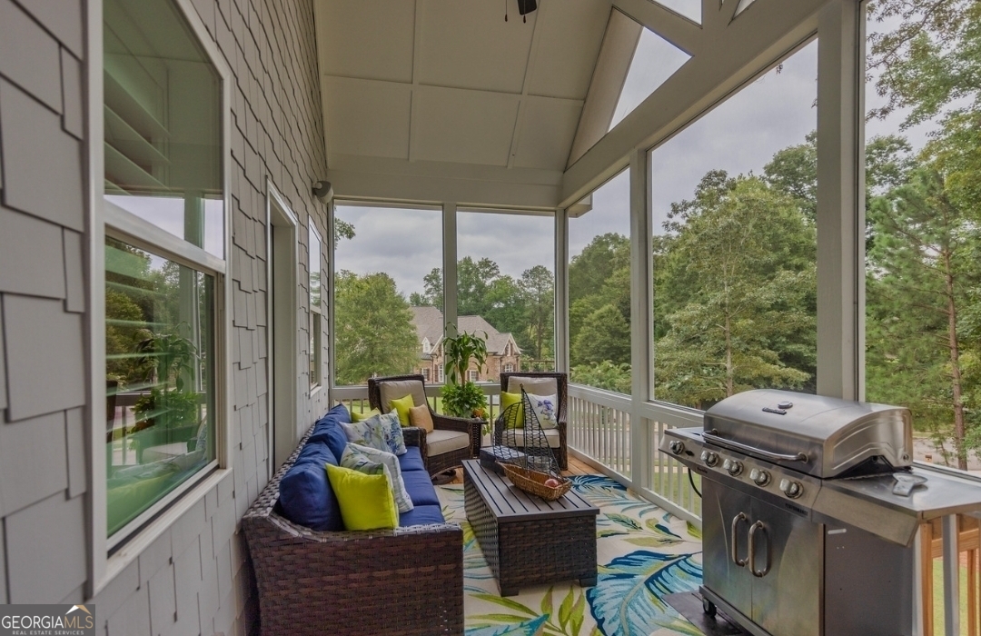 541 Saint Ives Walk