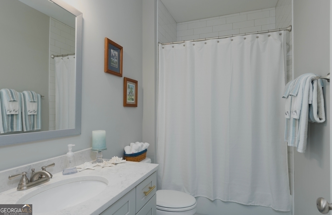 541 Saint Ives Walk
