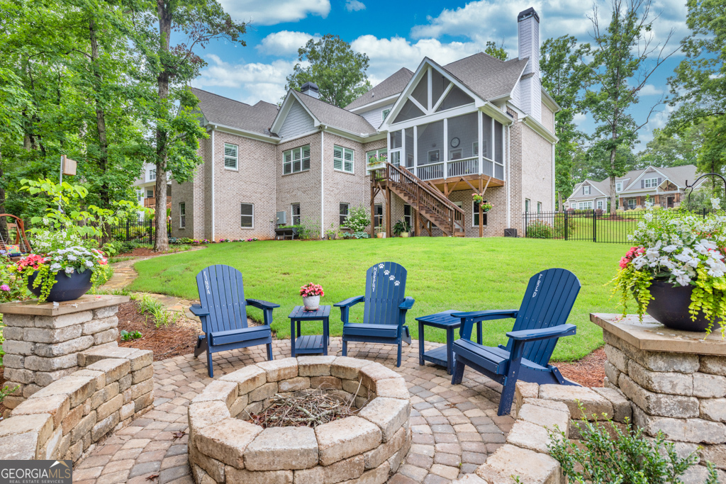 541 Saint Ives Walk