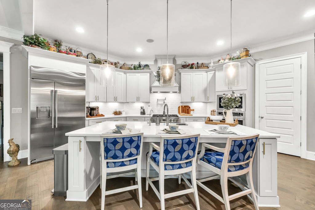 541 Saint Ives Walk