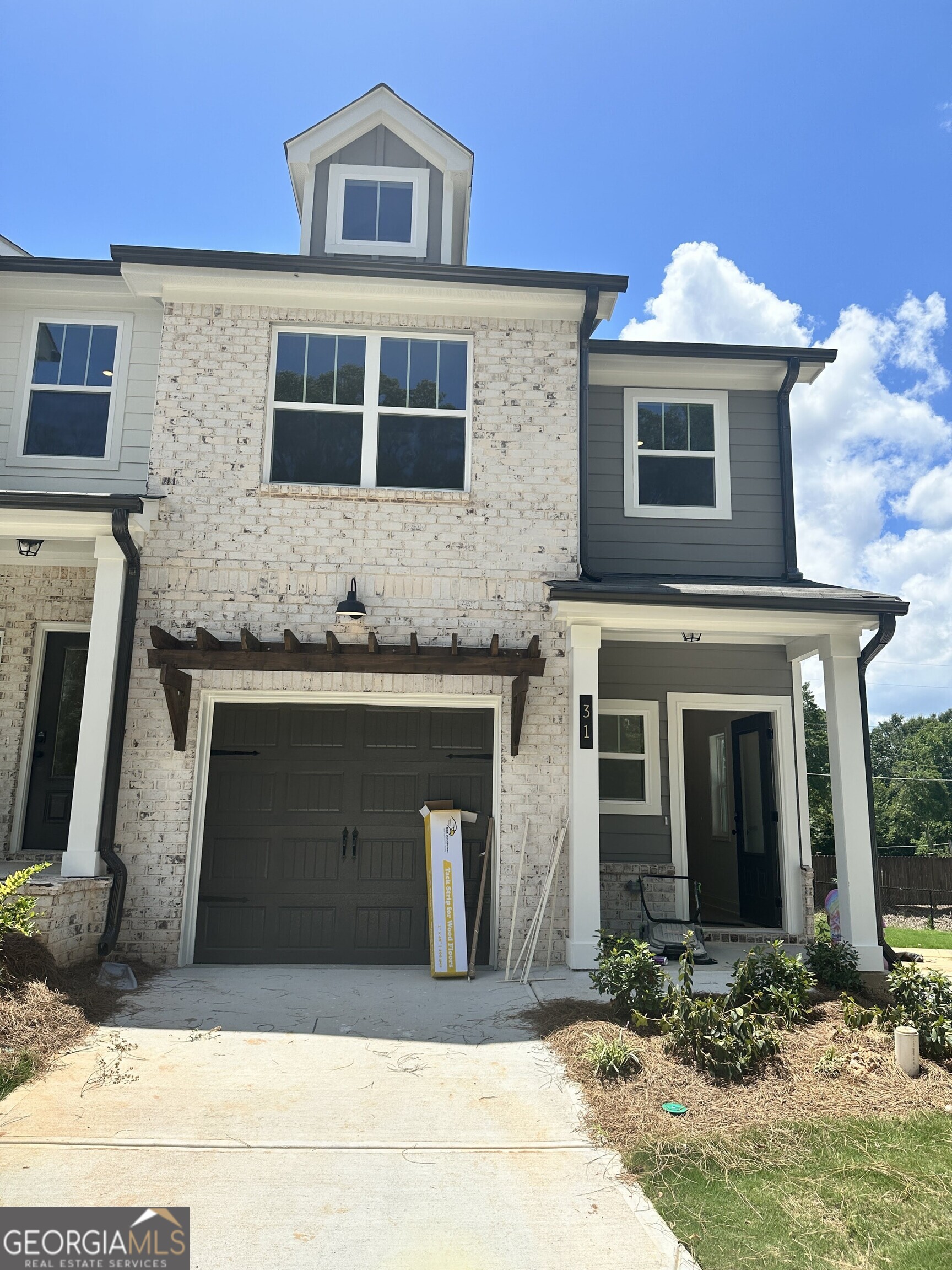 31 Benscot Drive