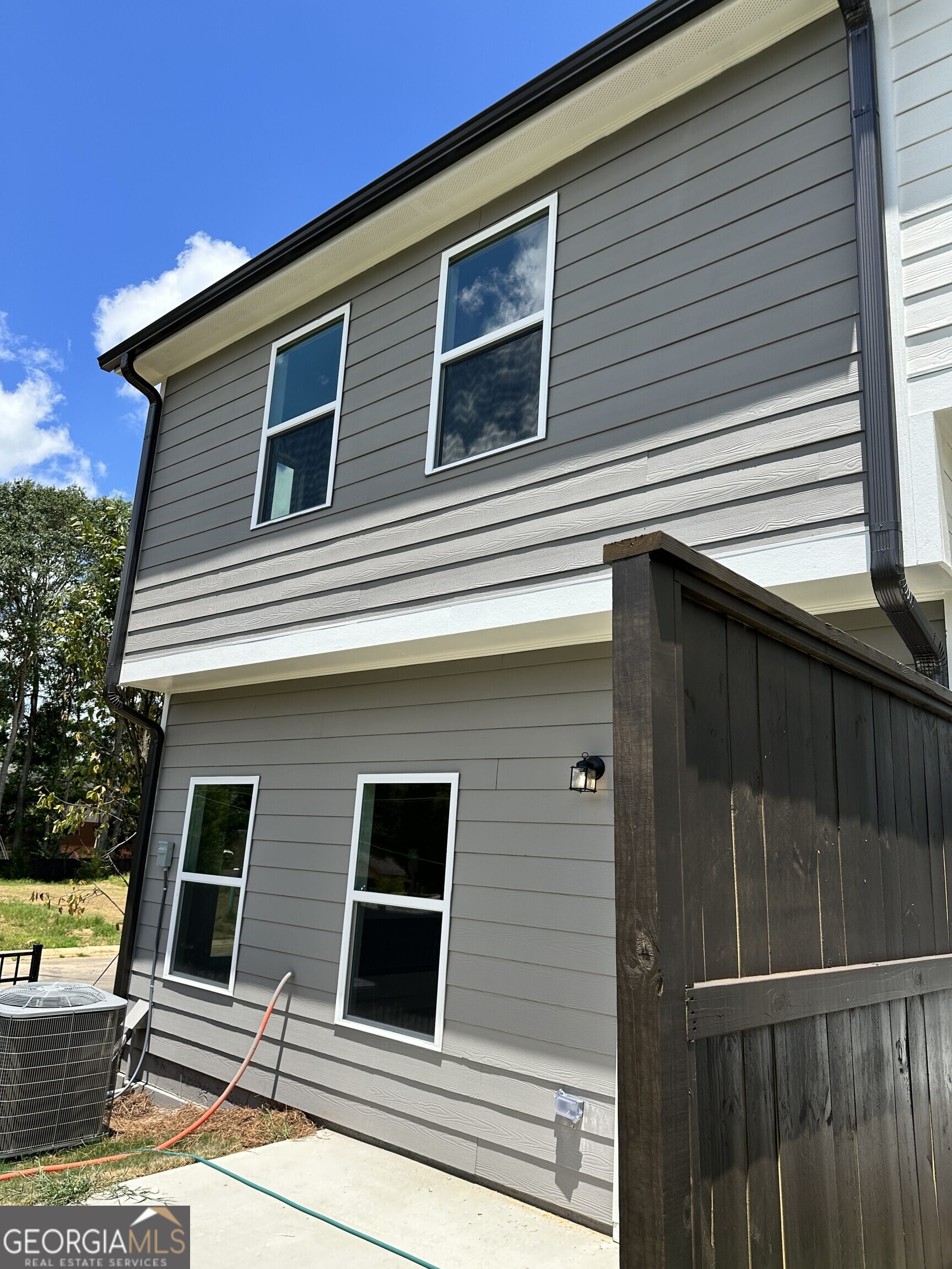 31 Benscot Drive