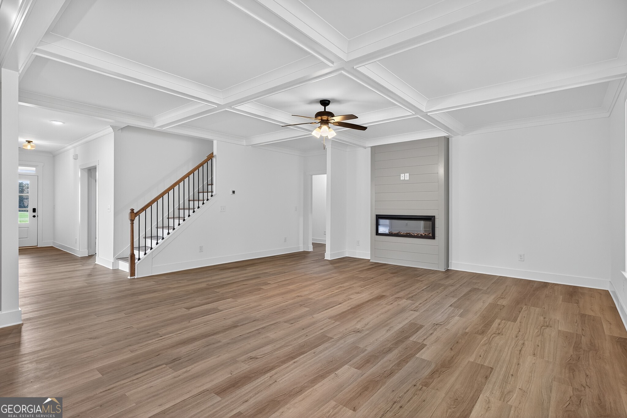 1275 PJ East Road