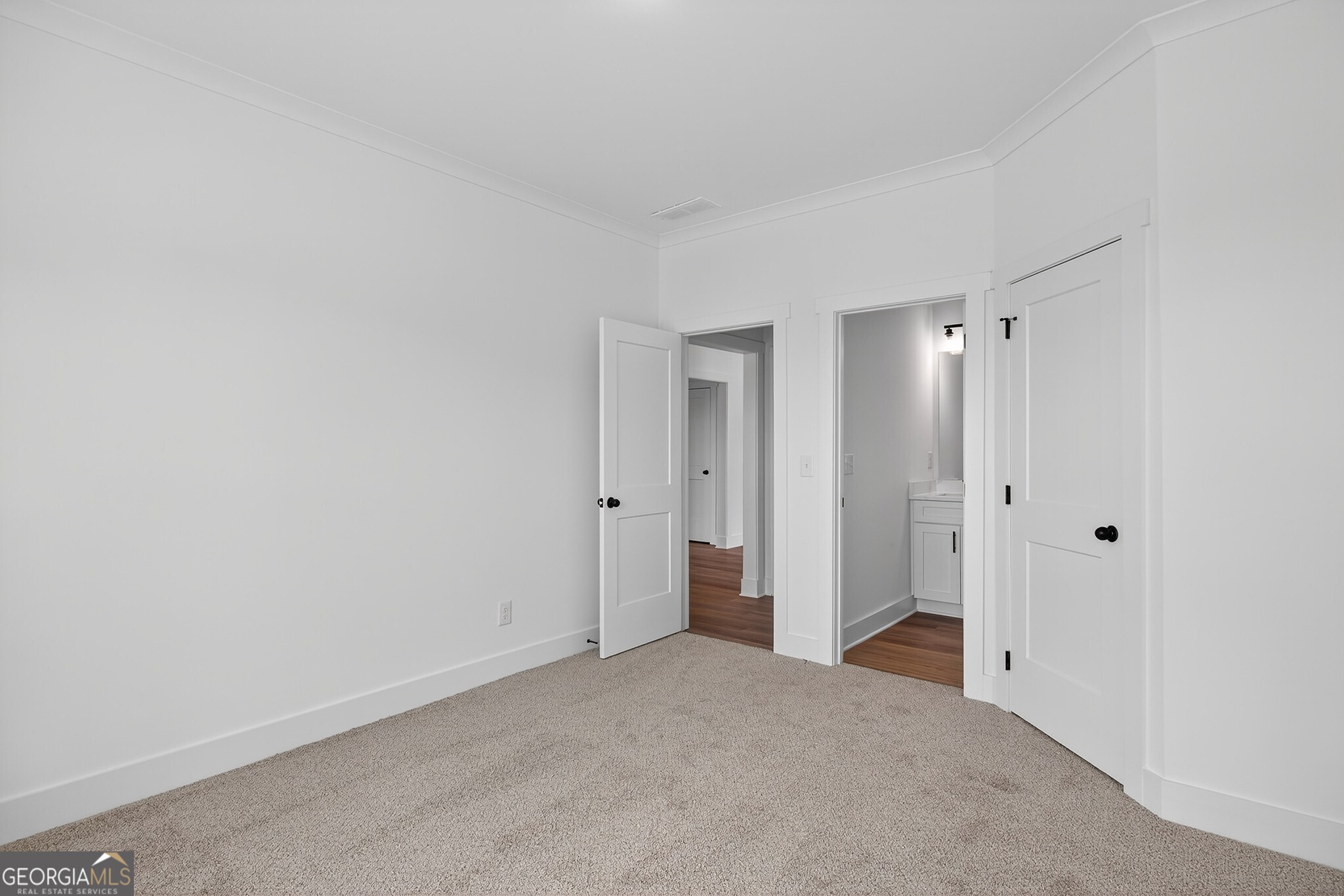 1275 PJ East Road