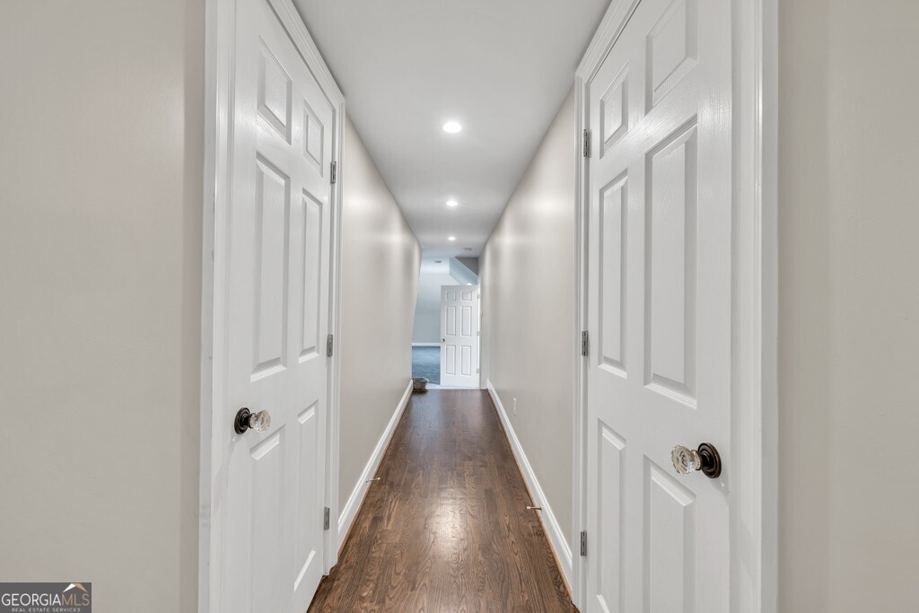 5588 Rhododendron Trail