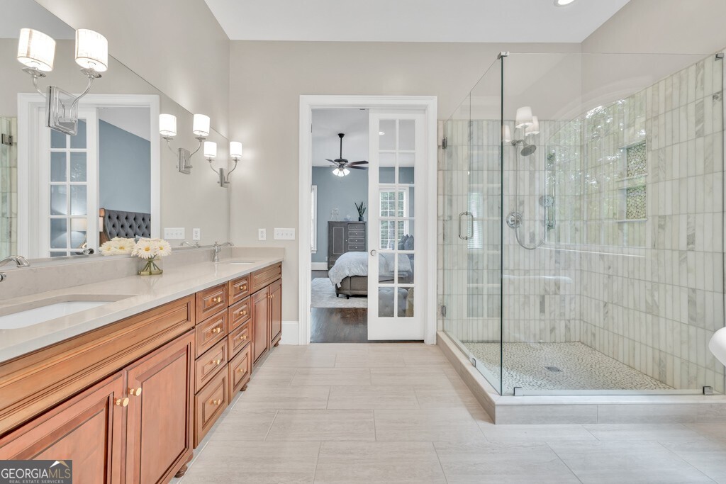 5588 Rhododendron Trail