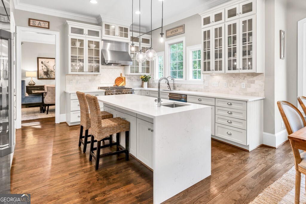 5588 Rhododendron Trail