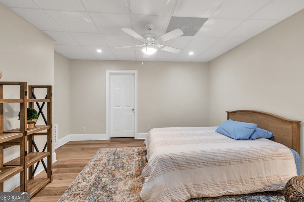 5588 Rhododendron Trail