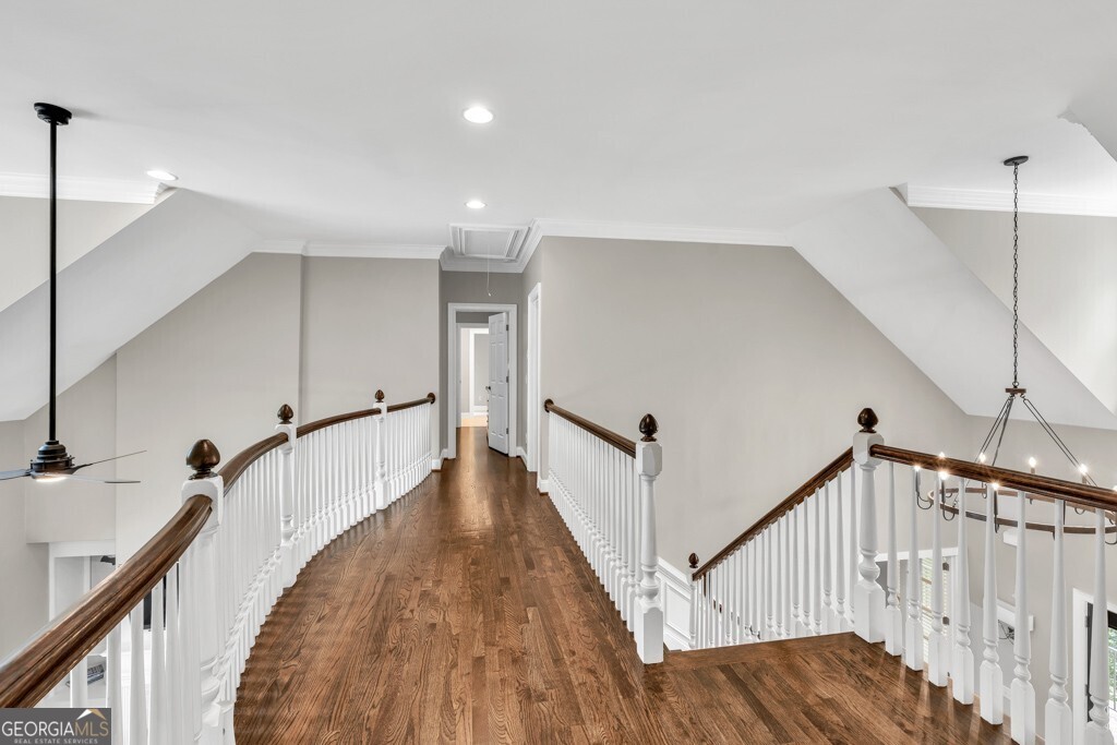 5588 Rhododendron Trail