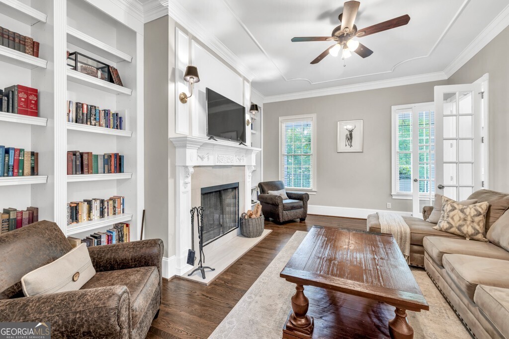 5588 Rhododendron Trail