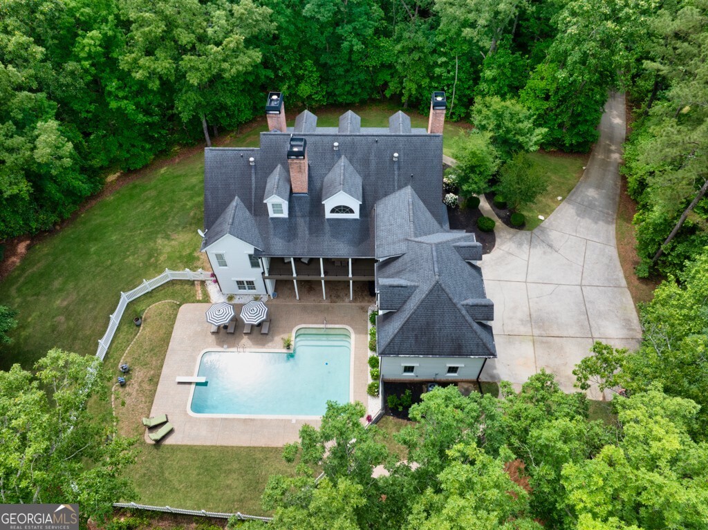 5588 Rhododendron Trail