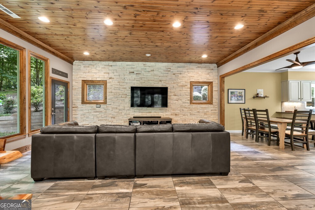 3365 Sweetwater Drive