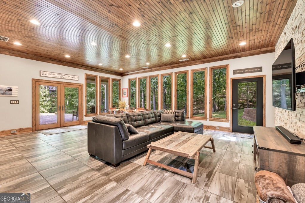 3365 Sweetwater Drive
