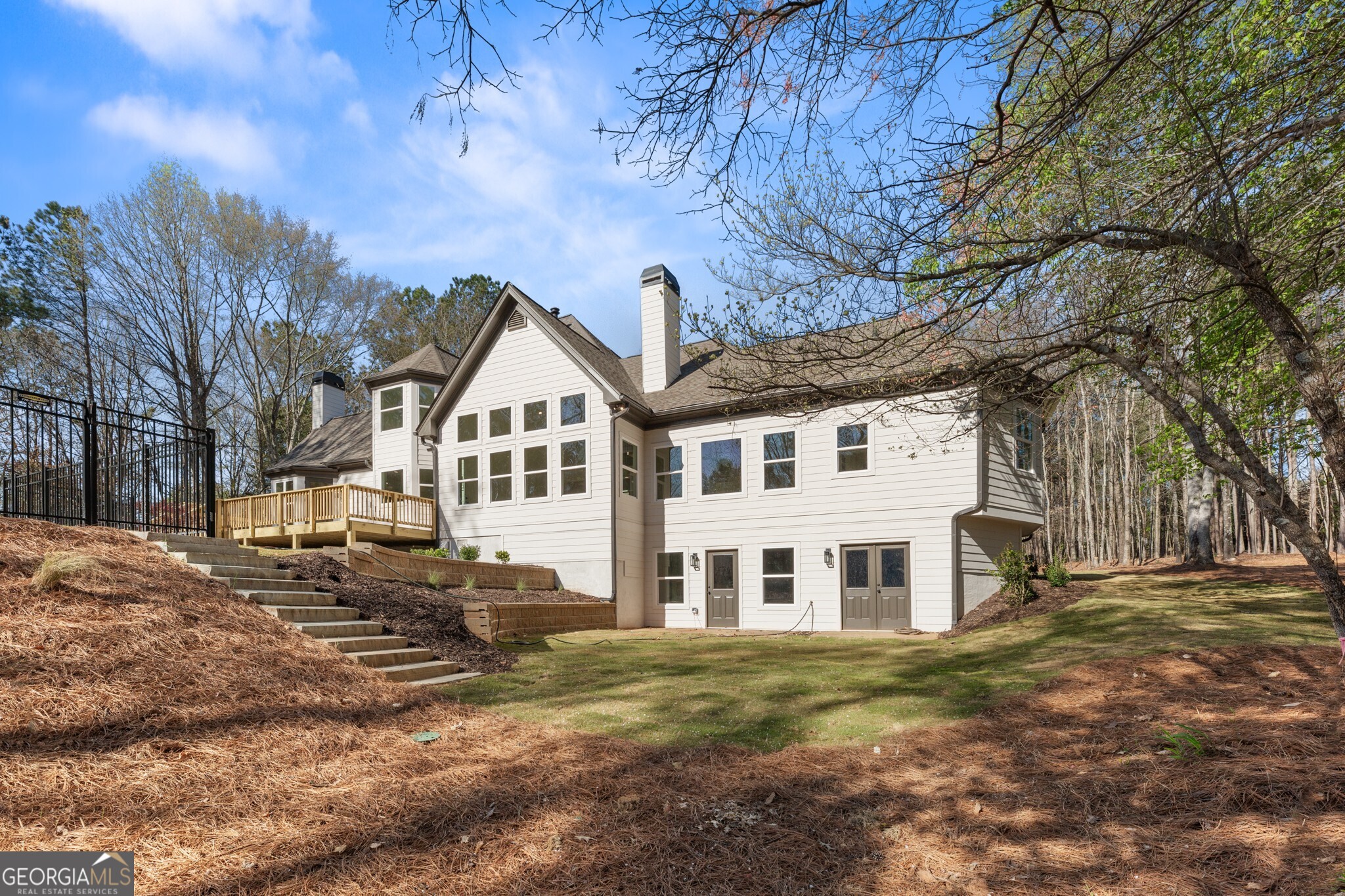 2410 Glade Overlook