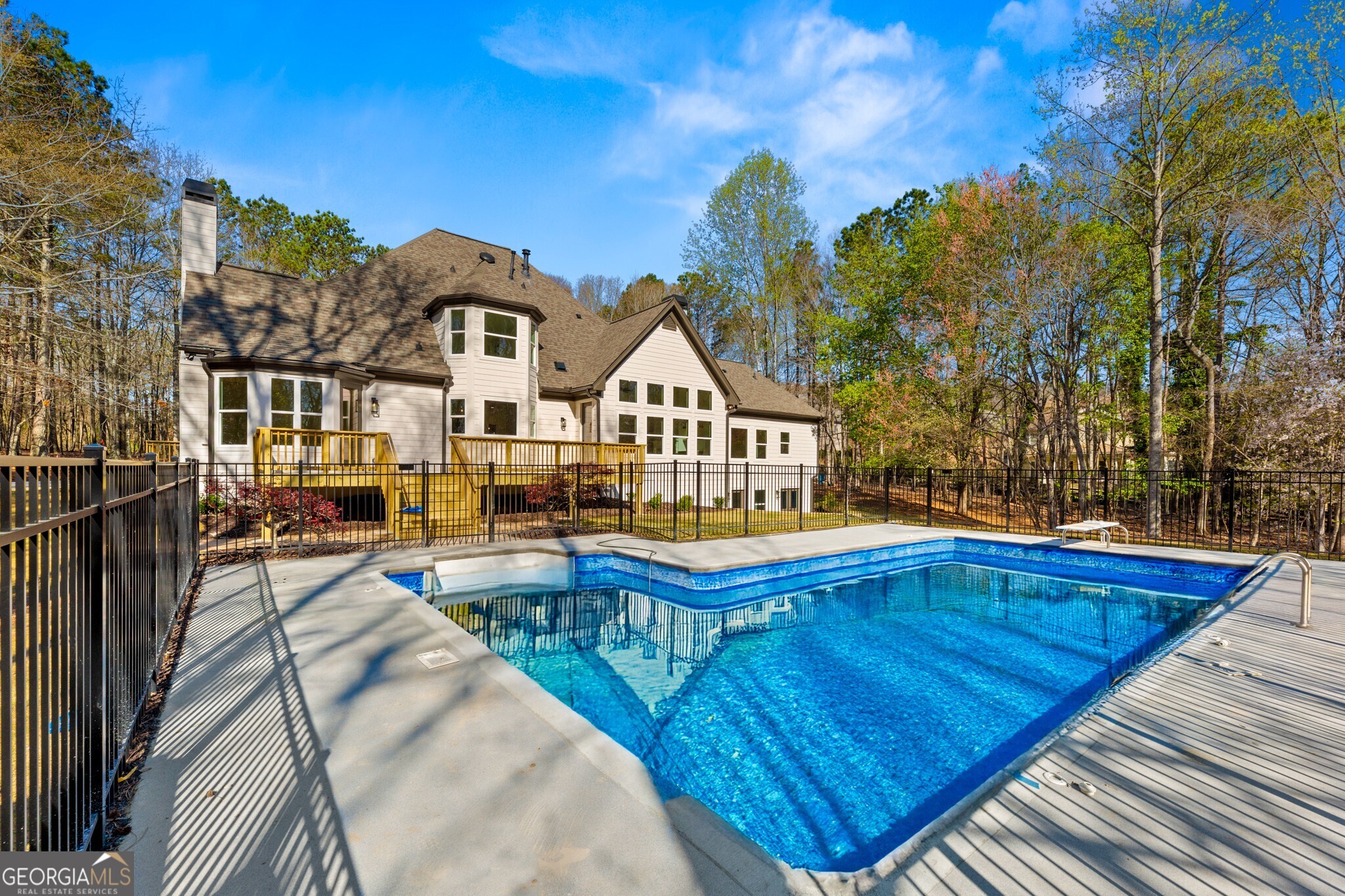 2410 Glade Overlook