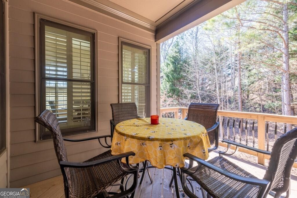 4595 Carriage Walk Lane