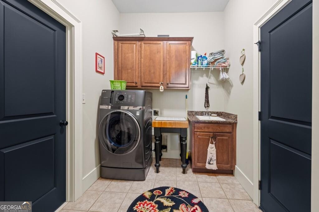 4595 Carriage Walk Lane