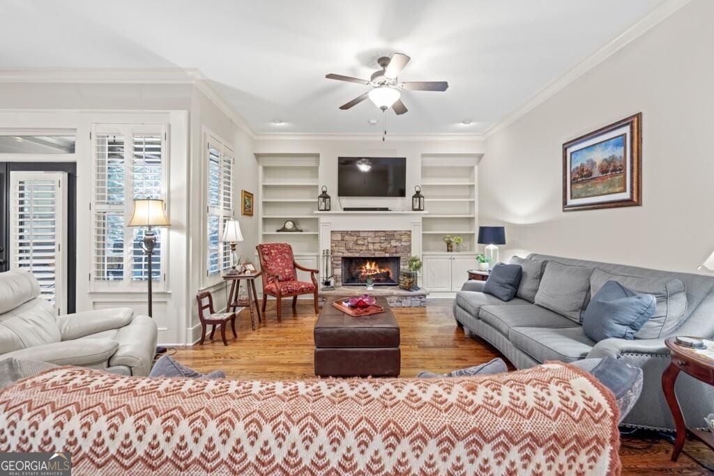 4595 Carriage Walk Lane