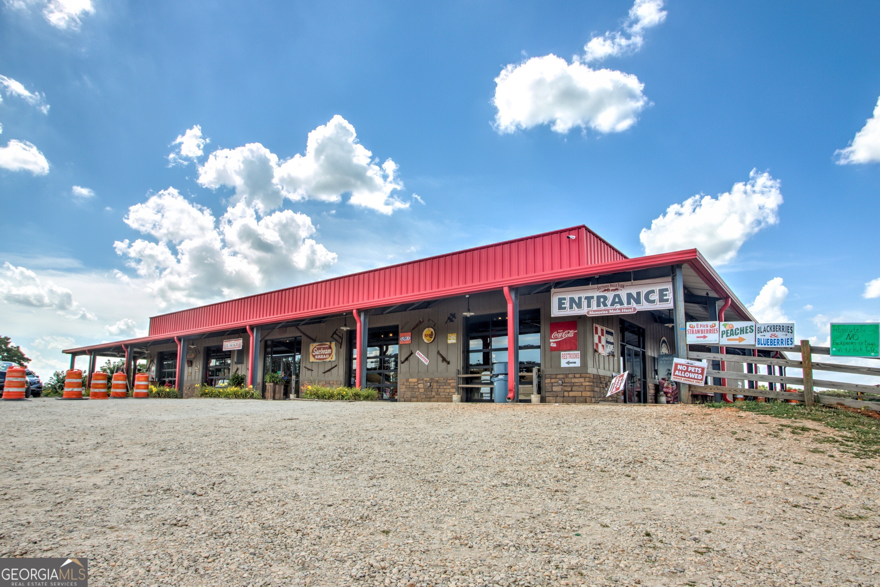 1285 PJ East Road