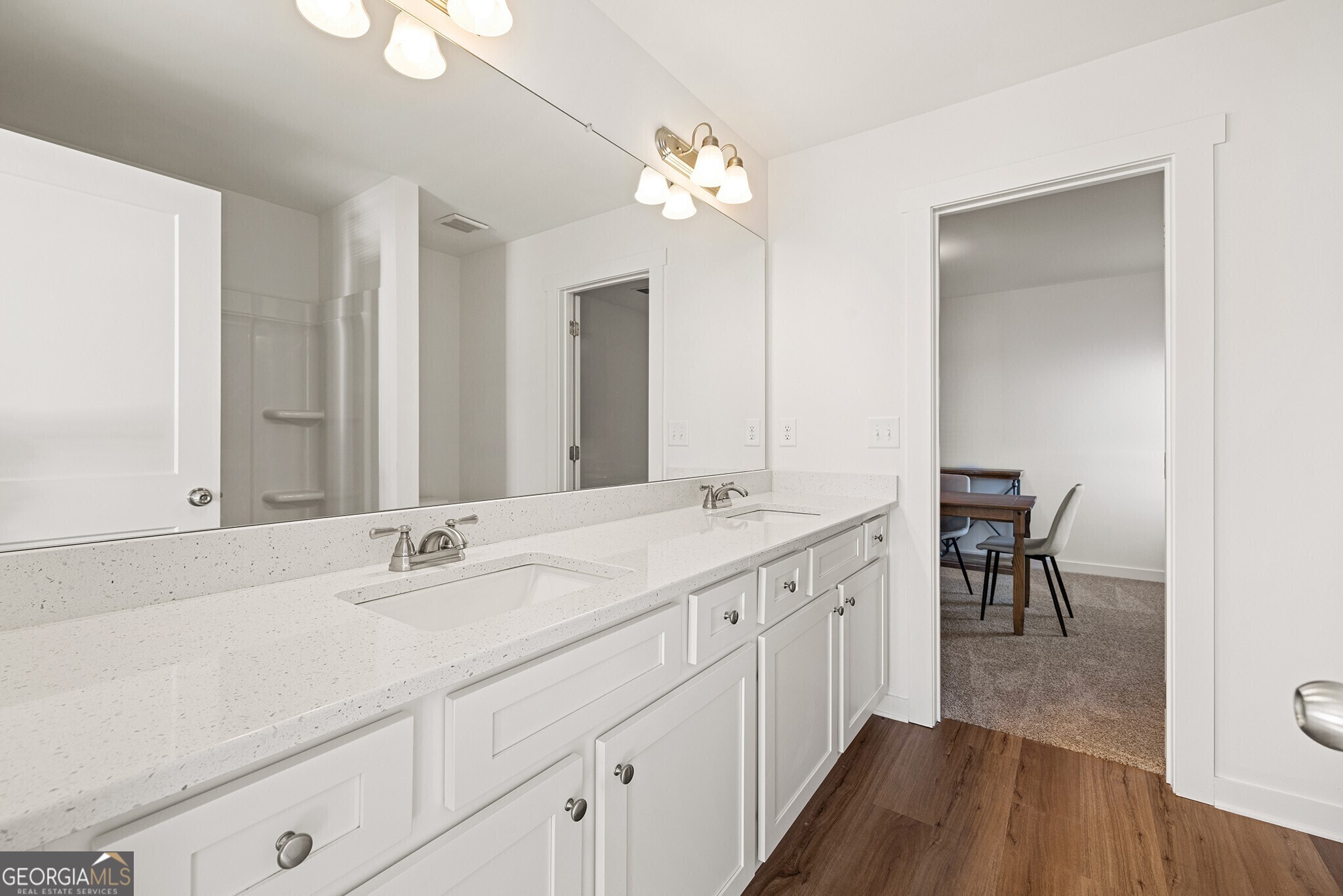 1313 PJ East Road