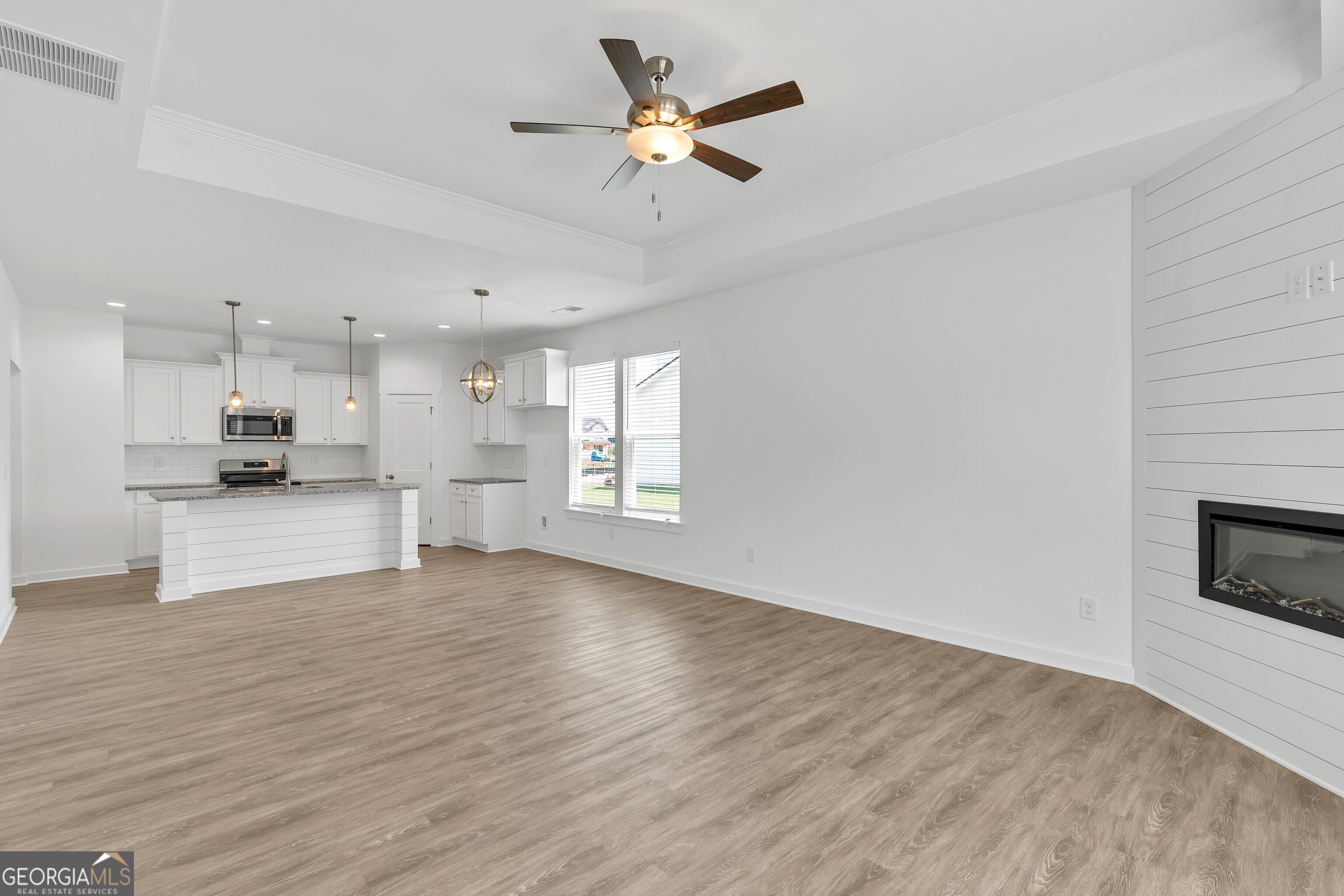 111 Breakwater Way