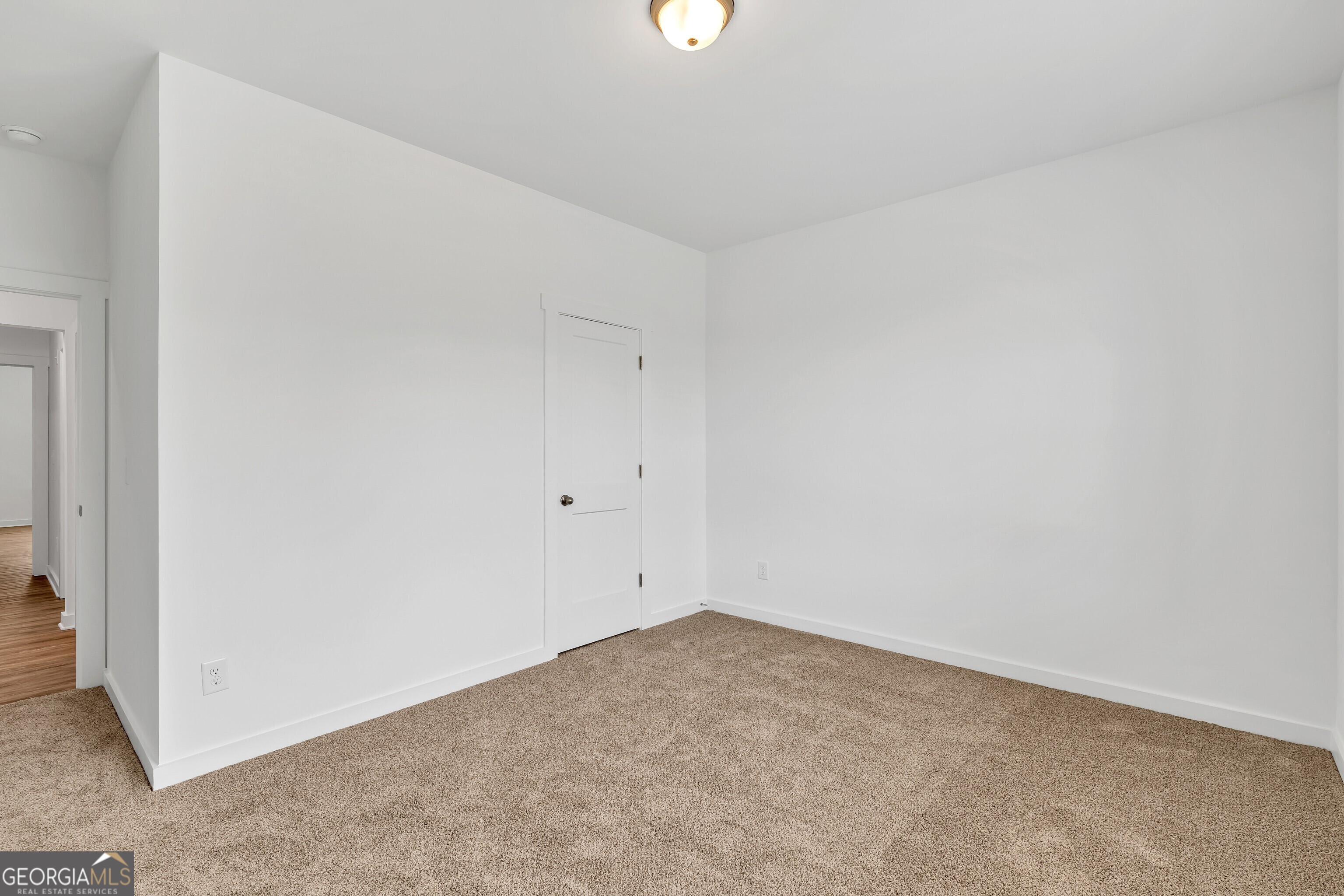 111 Breakwater Way