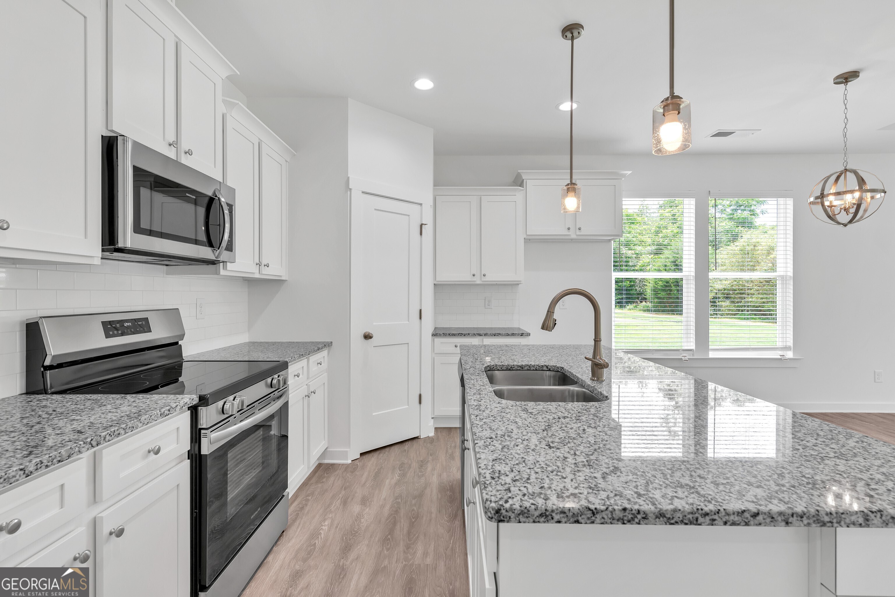 111 Breakwater Way