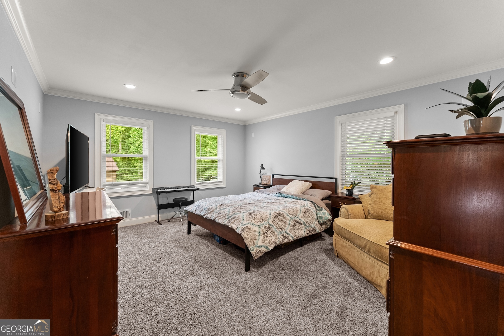 1572 Azalea Drive